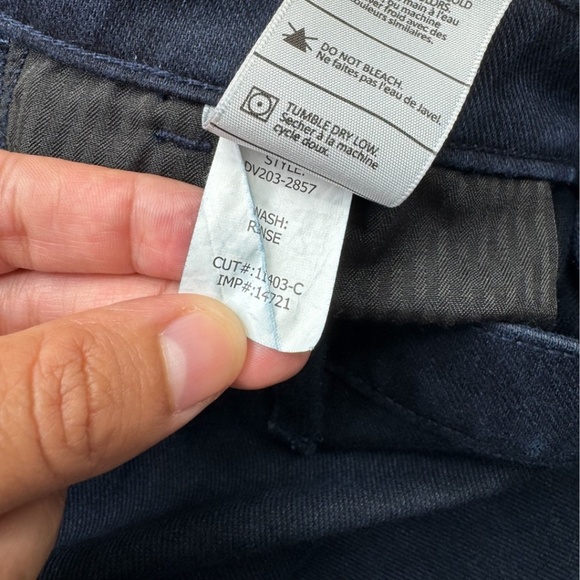 VINCE Denim Jogger Pants Jeans - Picture 10 of 14